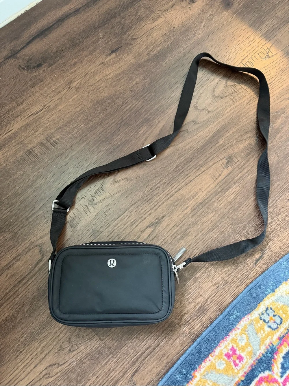 lululemon camera bag black Vegas Golden Knights Crossbody This lululemon Crossbody Camera Bag offers a sleek and contemporary way to carry your essentials while repping the Los Angeles Kings This cross LULULEMON CROSSBODY CAMERA BAG BLACK